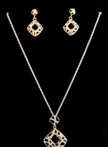 RHINESTONE INLAID HOLLOW SQUARE JEWELRY SET